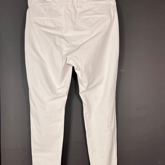 New Old Navy women's pants white - Picture 2 of 2
